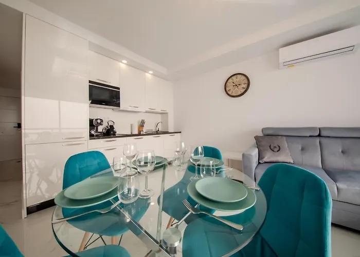 Ponderosa 807, Americas, One Bedroom With Large Terrace And Ocean View, Next To Siam Park Apartment *